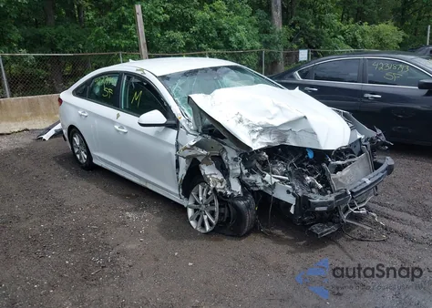 2018 Hyundai Sonata Se z USA, uszkodzony, nr VIN 5NPE24AF7JH644044